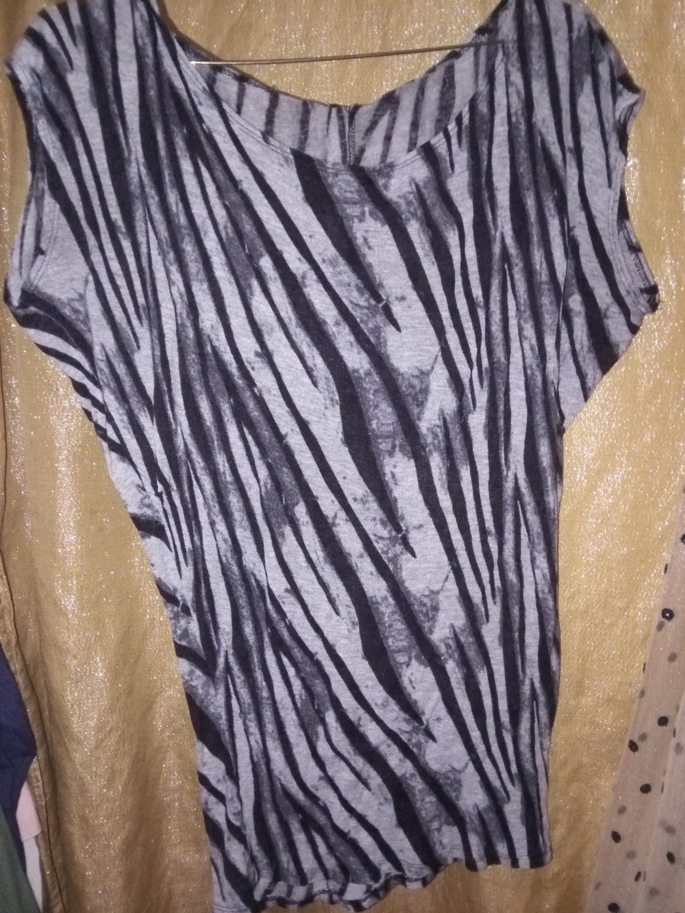 Women’s Black and Gray Zebra Striped Short Sleeve Top